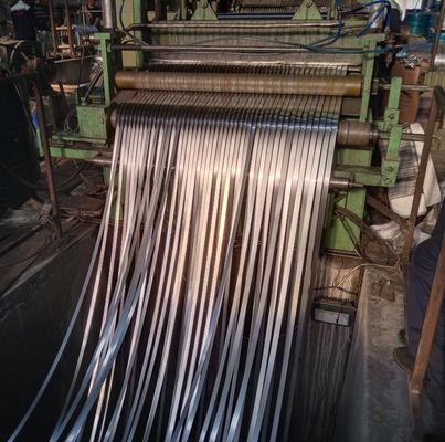 سطح آینه AISI 304 فولاد ضد زنگ سیم پیچ 24ga Slit Mill Edge